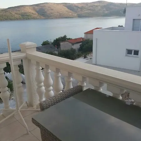 Prpic Apartment Seget Vranjica